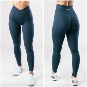 Alphalete Surface Power Leggings
